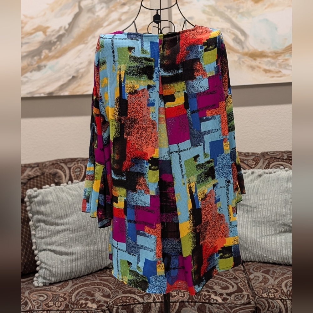 Ali Miles Colorful Abstract Top - Picture 3 of 3